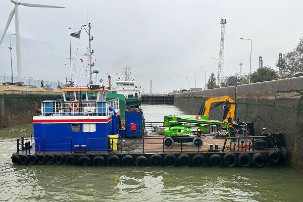 Multicat Workboat Charter